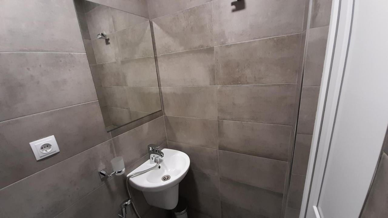 Yellow Apartment Тбилиси Экстерьер фото