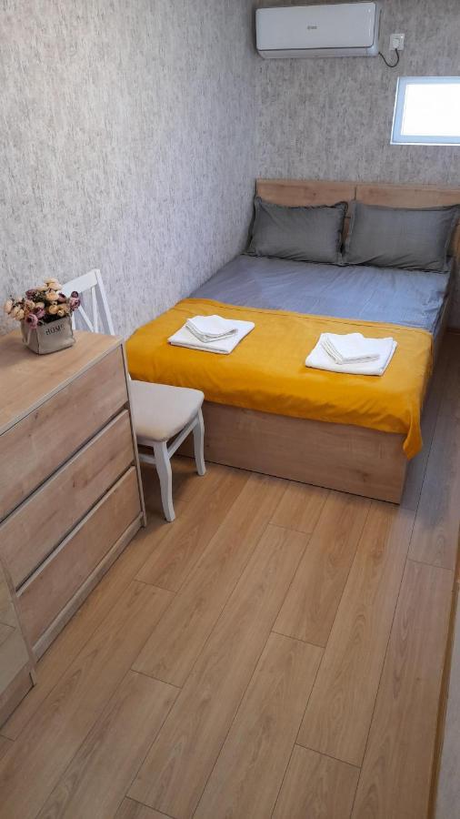 Yellow Apartment Тбилиси Экстерьер фото