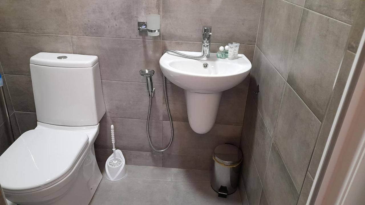 Yellow Apartment Тбилиси Экстерьер фото