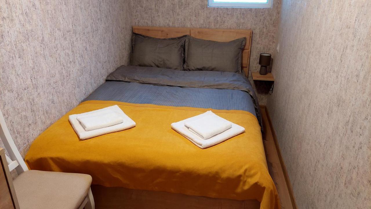 Yellow Apartment Тбилиси Экстерьер фото